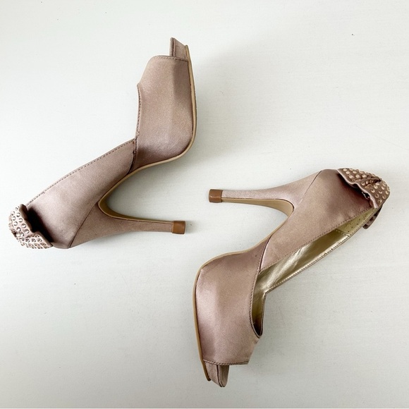 Expression Nude Blush Peep-Toe Satin Platform Heels Rhinestone Bows Size 7 - Picture 11 of 15